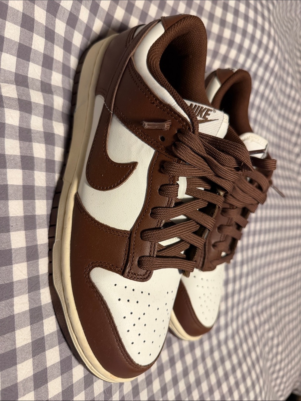 Nike Men’s Brown and White Low-Top Sneakers — Classic Two-Tone